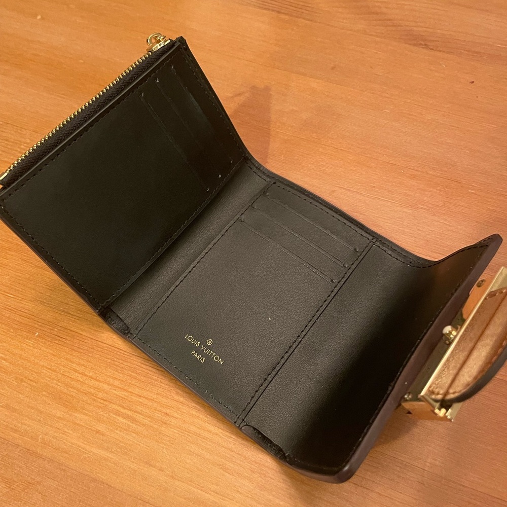 Monogram Dauphine Wallet - Picture 5 of 8